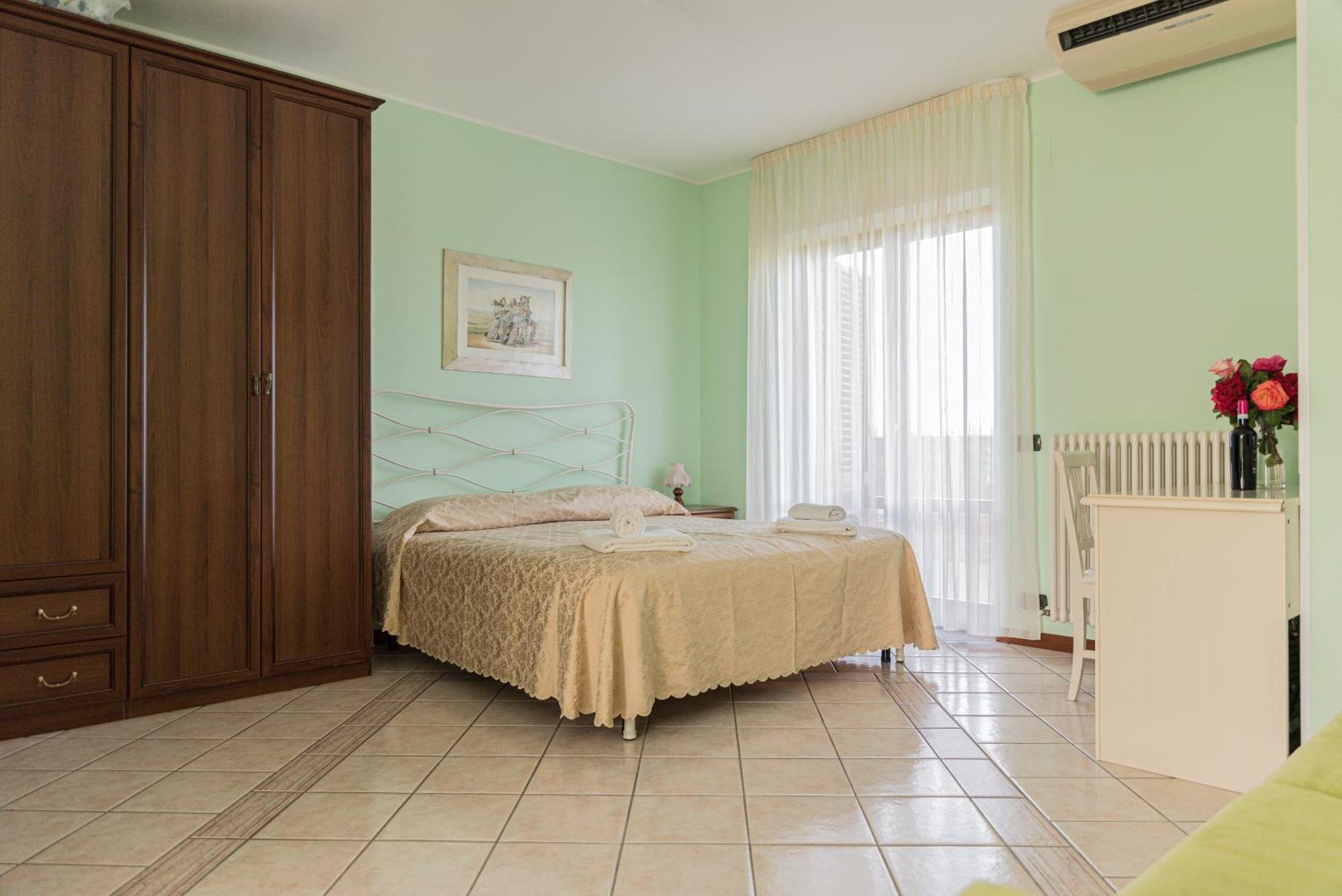 Agriturismo Il Crinale Castorano  Exterior foto